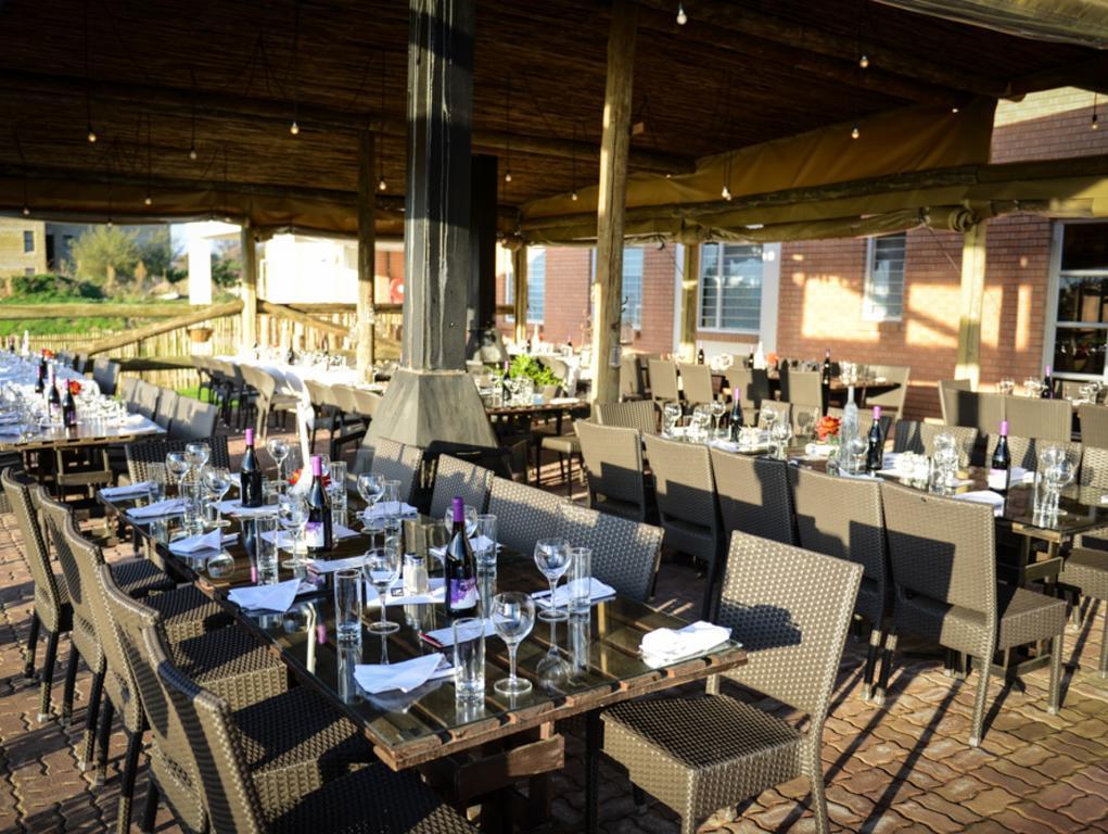 Hokahanya Inn&Conference Centre Maseru Bagian luar foto
